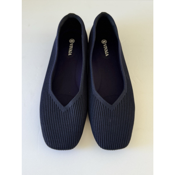 VIVAIA Margot Square Toe Flats Womens 9-9.5 Navy Lightweight V-Cut Shoes Comfort